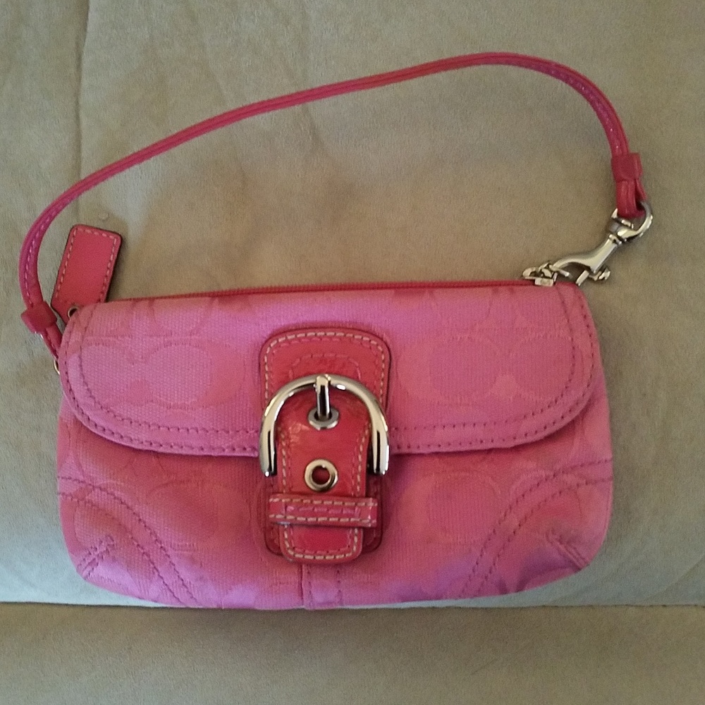 Wristlet